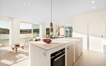 Property slide 10