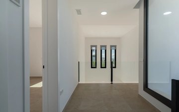 Property slide 21