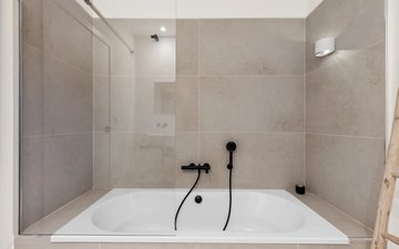 Property slide 31