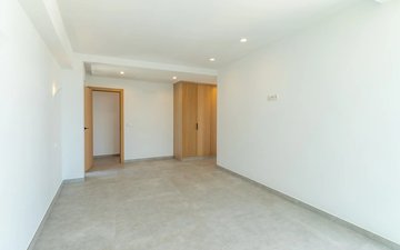Property slide 22