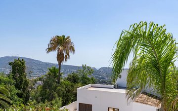 Property slide 49