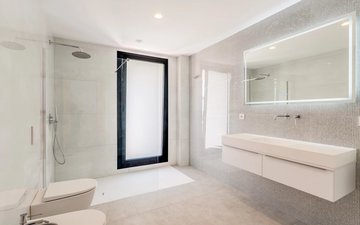 Property slide 14