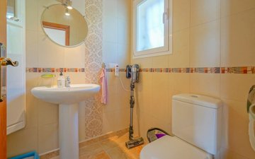 Property slide 18