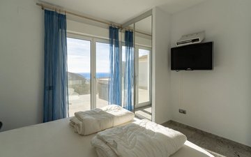 Property slide 24