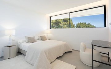 Property slide 46