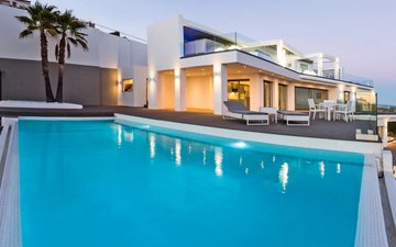 Slajd nieruchomości 1