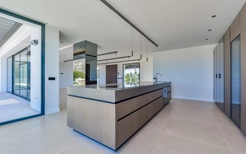 Property slide 15