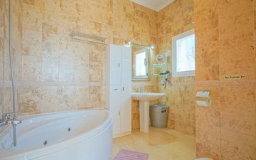 Property slide 16