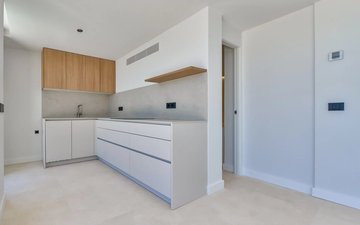 Property slide 38