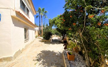 Property slide 22