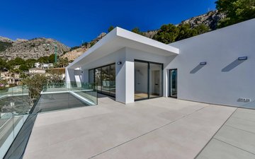 Property slide 35