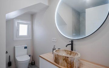 Property slide 18