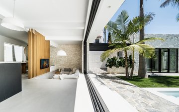 Property slide 19