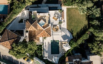 Property slide 32