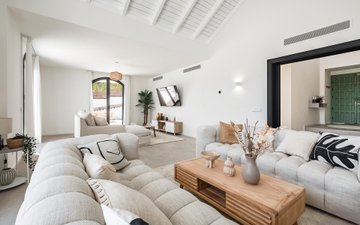Property slide 50