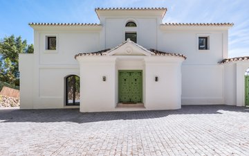 Property slide 25