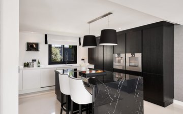 Property slide 44