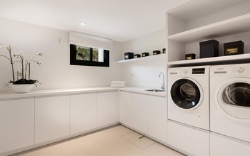 Property slide 32