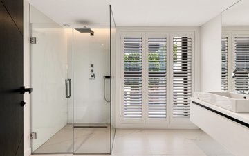 Property slide 60