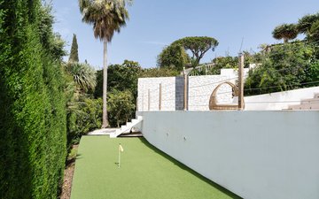 Property slide 4