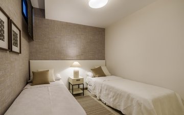 Property slide 28