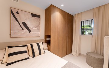 Property slide 22