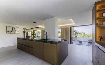 Property slide 40