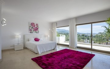 Property slide 21