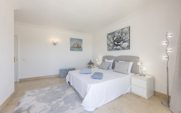 Property slide 40