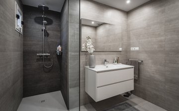 Property slide 20