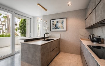 Property slide 25