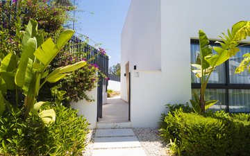 Property slide 4