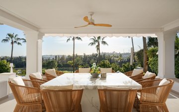 Property slide 17