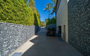 Property slide 7