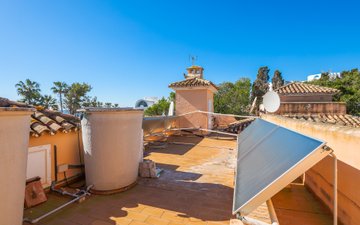 Property slide 44