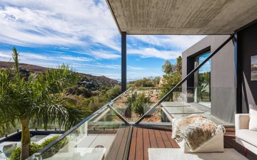 Property slide 18
