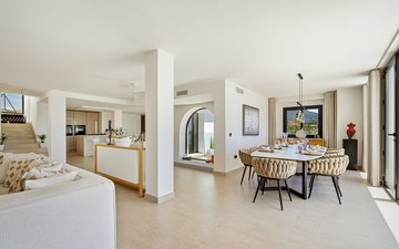 Property slide 44