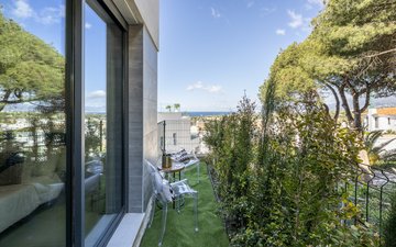 Property slide 46