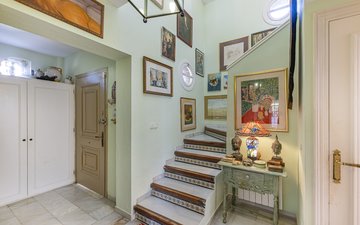 Property slide 18