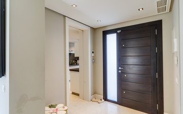 Property slide 21