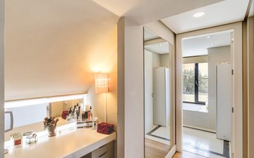 Property slide 19