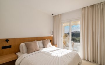 Property slide 39