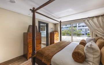 Property slide 17