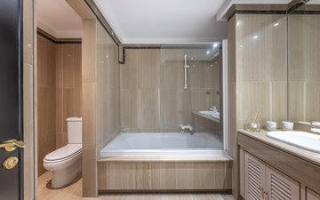 Property slide 32