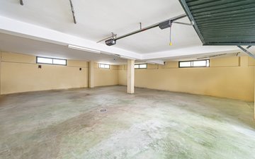 Property slide 25