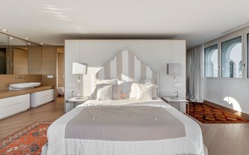 Property slide 20