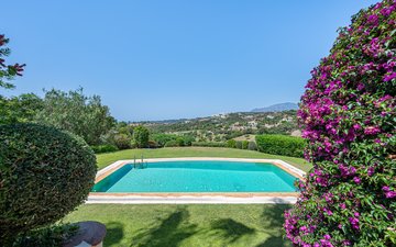 Property slide 30