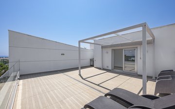 Property slide 23