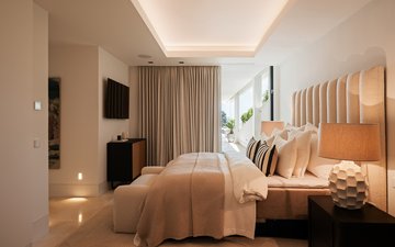 Property slide 21