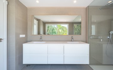 Property slide 19